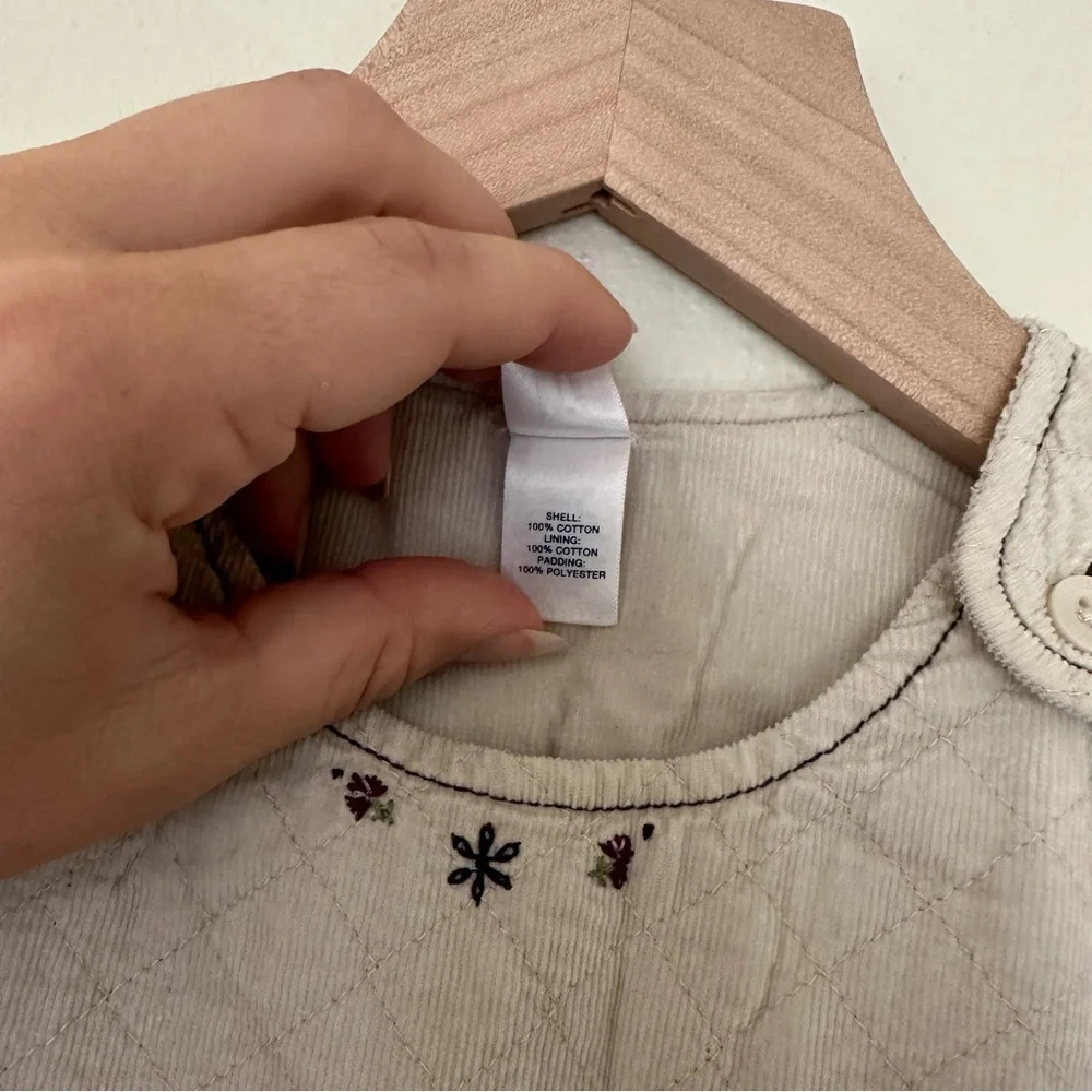 VINTAGE GAP Baby 18-24 Month Quilted Corduroy‎ Cream Overalls Embroidered Flower